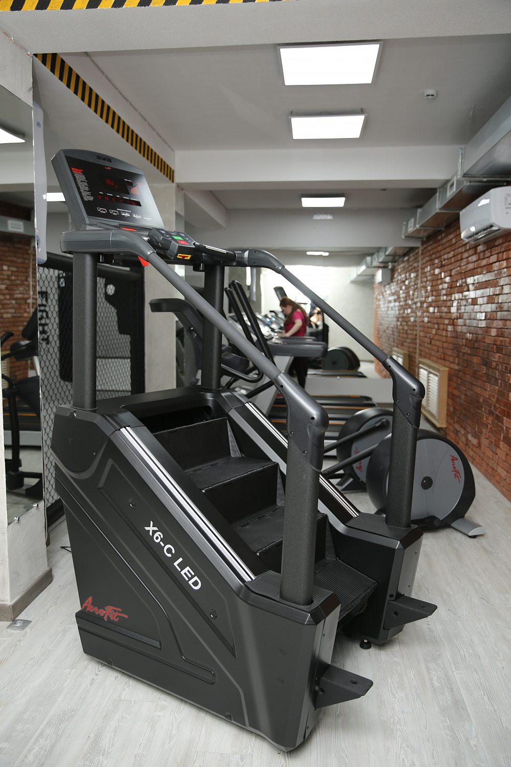 Фитнес-клуб "Unique one Health & Fitness"