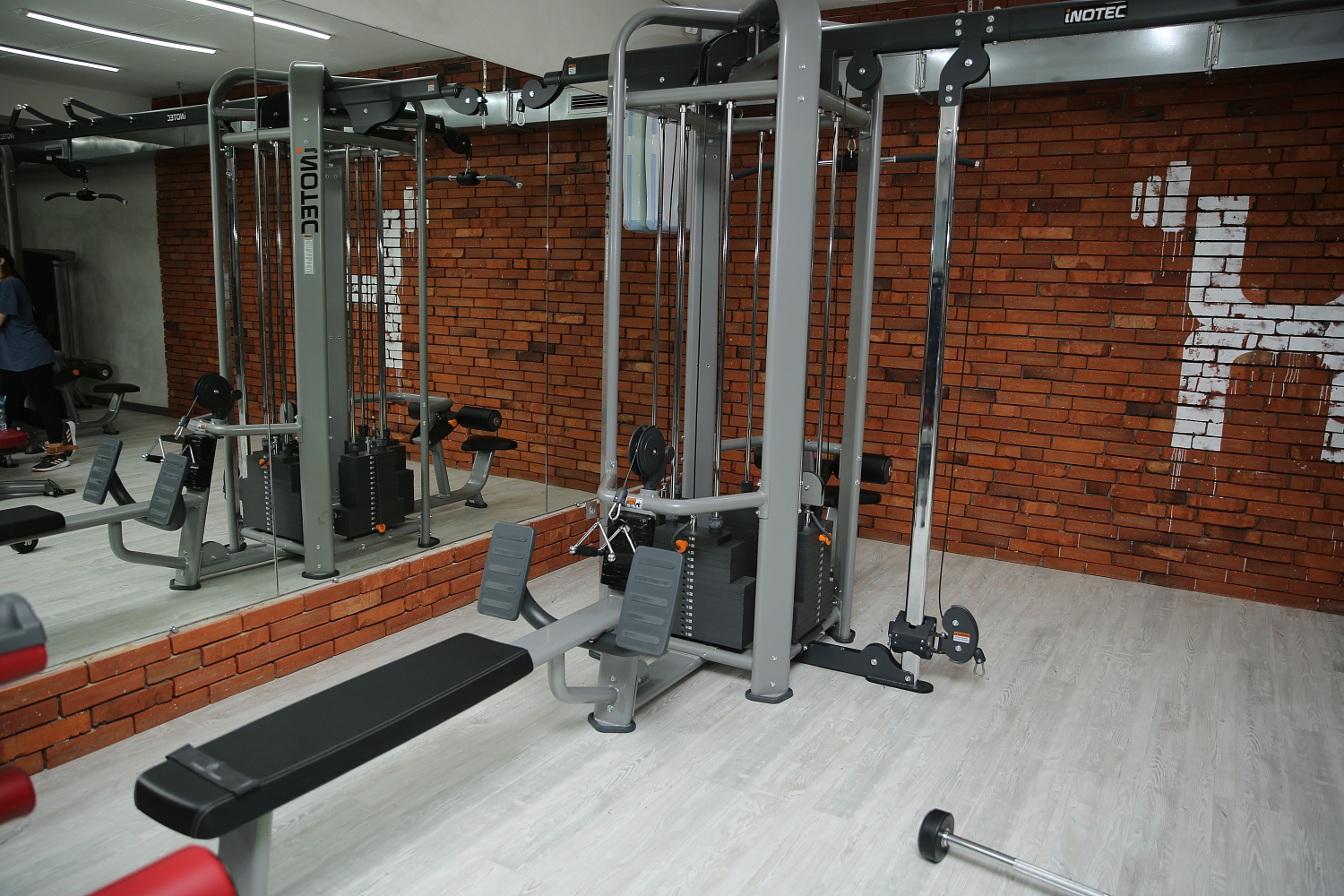 Фитнес-клуб "Unique one Health & Fitness"